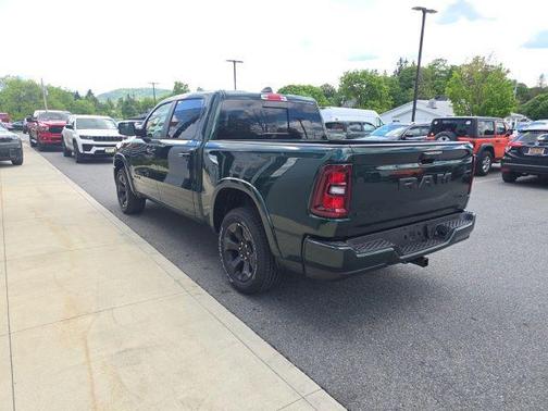 Serrano Green Metallic 2026 RAM 1500 Big Horn/Lone Star