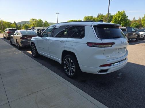 2025 Jeep Grand Cherokee L Overland