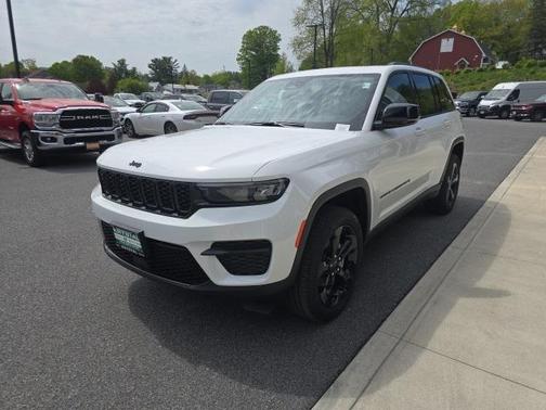 2025 Jeep Grand Cherokee Altitude