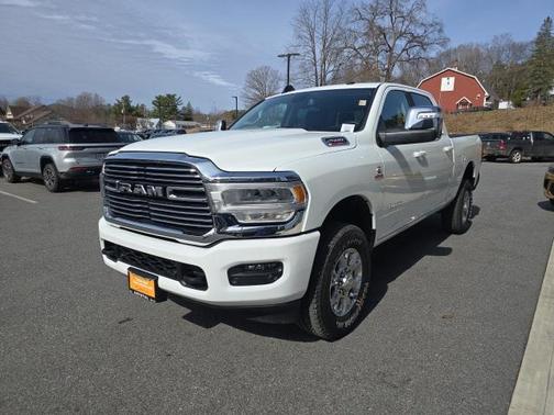 2024 RAM 2500 Laramie Crew Cab 4x4 6'4' Box