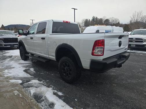 2024 RAM 2500 Tradesman Crew Cab 4x4 6'4' Box