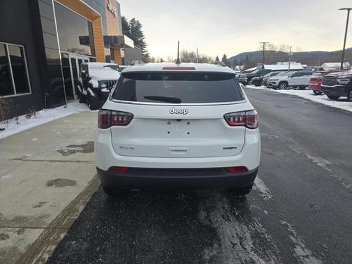 2025 Jeep Compass Latitude