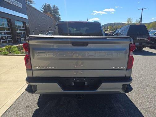 Sterling Gray Metallic 2024 Chevrolet Silverado 1500 Custom