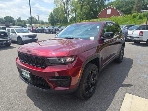 2025 Jeep Grand Cherokee Altitude