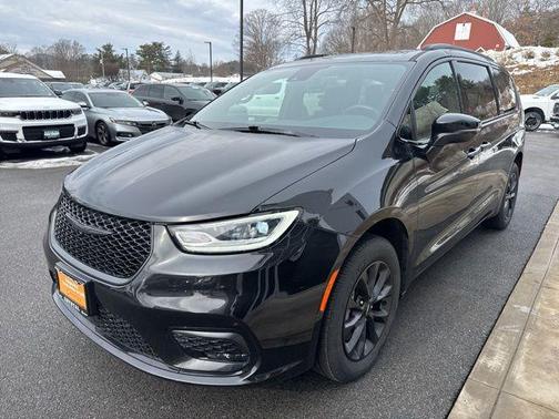 2021 Chrysler Pacifica Touring AWD