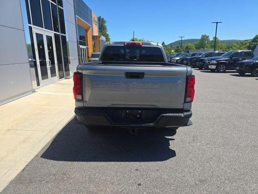 Sterling Gray Metallic 2024 Chevrolet Colorado Z71