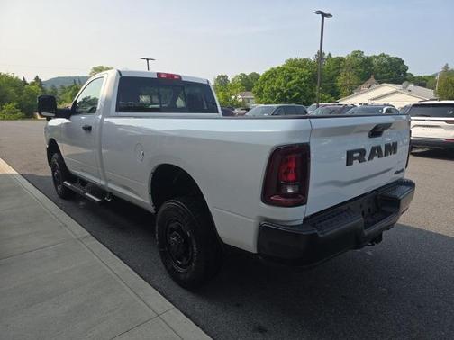 2025 RAM 2500 Tradesman Regular Cab 4x4 8' Box