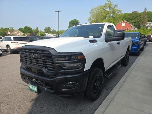 2025 RAM 2500 Tradesman Regular Cab 4x4 8' Box