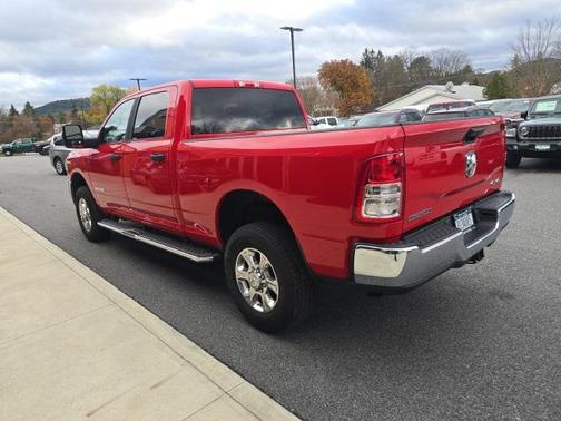 2024 RAM 2500 Big Horn Crew Cab 4x4 6'4' Box