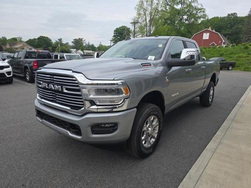 2024 RAM 2500 Laramie Crew Cab 4x4 6'4' Box