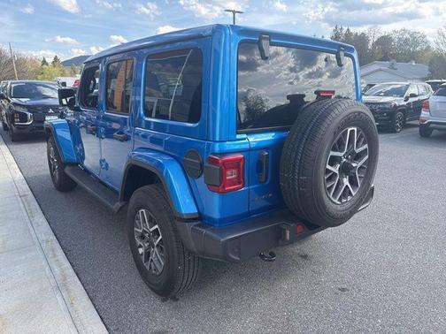 Hydro Blue Pearlcoat 2026 Jeep Wrangler 4-Door Sahara 4x4