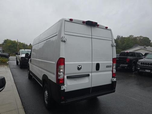 2025 RAM ProMaster 2500 Tradesman