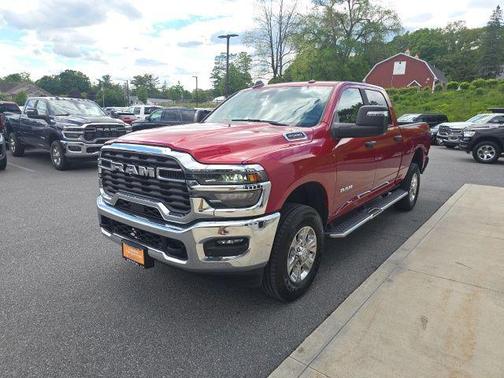 Molten Red Pearlcoat 2026 RAM 2500 Big Horn Crew Cab 4x4 6'4' Box