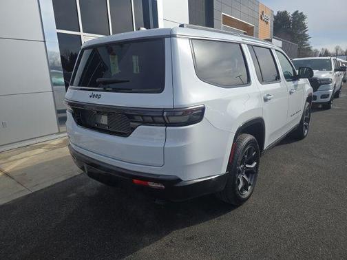 2026 Jeep Grand Wagoneer Limited Altitude 4x4