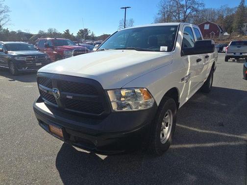 Bright White Clearcoat 2022 RAM 1500 Tradesman