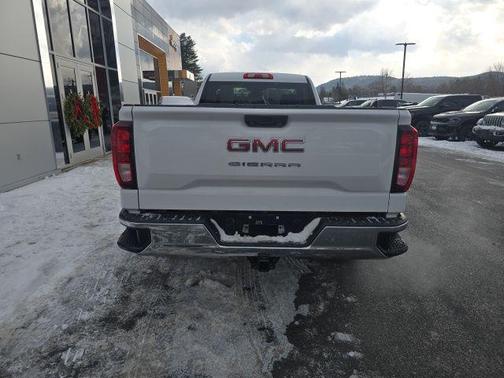 2025 GMC Sierra 1500 Pro