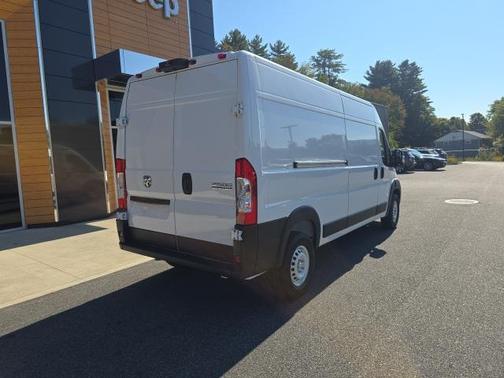 2025 RAM ProMaster 2500 Tradesman