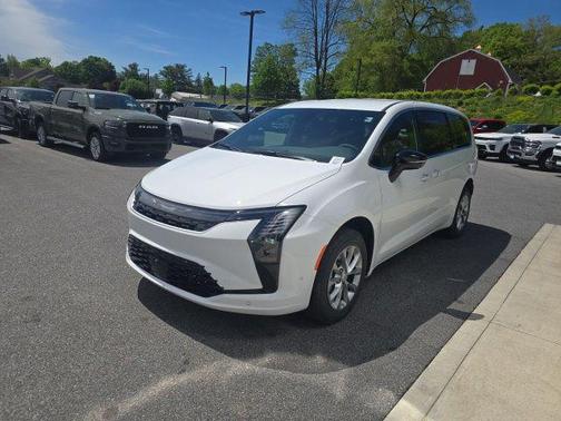 Bright White Clearcoat 2027 Chrysler Pacifica L