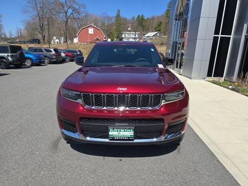 2025 Jeep Grand Cherokee L Laredo
