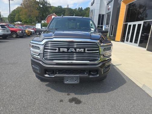 2024 RAM 2500 Laramie Crew Cab 4x4 6'4' Box