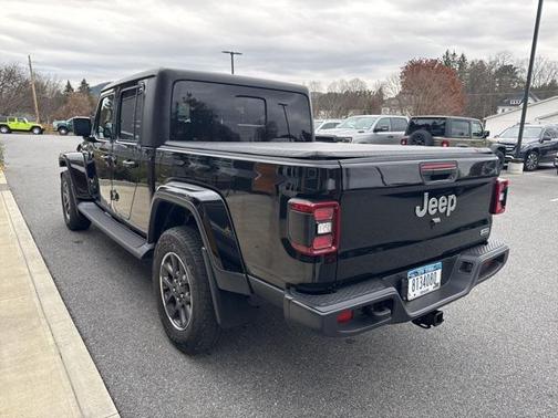 2022 Jeep Gladiator Overland