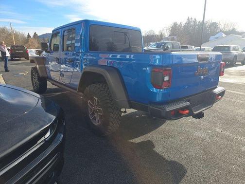 2026 Jeep Gladiator Mojave 4x4