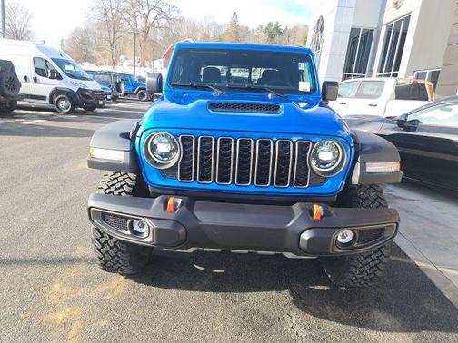 2026 Jeep Gladiator Mojave 4x4
