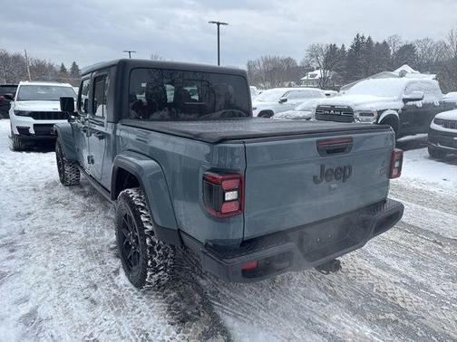 2024 Jeep Gladiator Willys
