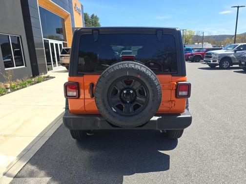 2025 Jeep Wrangler Sport