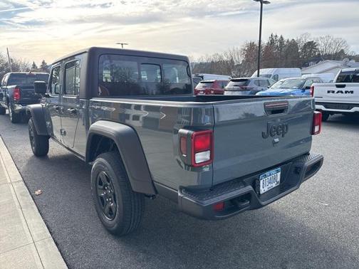 2026 Jeep Gladiator Sport