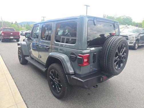 Anvil Clearcoat 2025 Jeep Wrangler 4xe Sahara