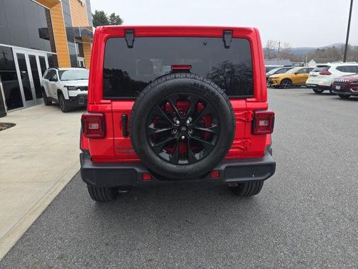 2025 Jeep Wrangler 4xe Sahara