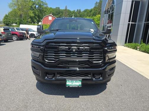 2025 RAM 2500 Big Horn Crew Cab 4x4 6'4' Box