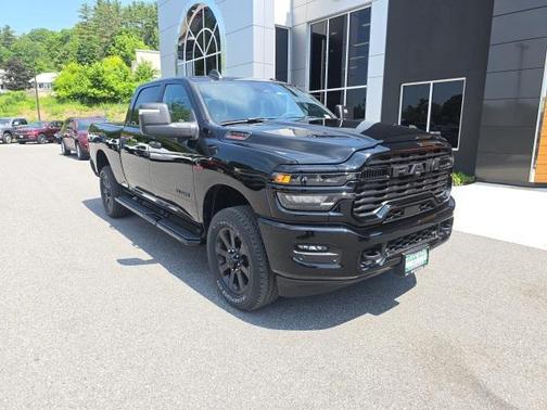 2025 RAM 2500 Big Horn Crew Cab 4x4 6'4' Box