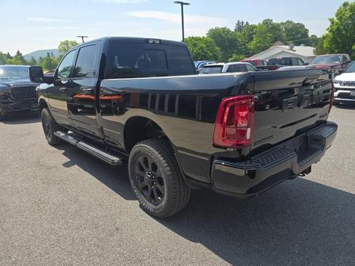 2025 RAM 2500 Big Horn Crew Cab 4x4 6'4' Box