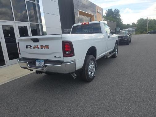 2025 RAM 2500 Tradesman Regular Cab 4x4 8' Box
