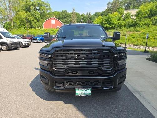 2025 RAM 2500 Big Horn Crew Cab 4x4 6'4' Box