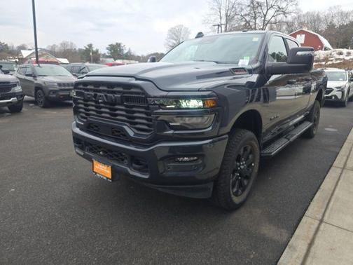 2025 RAM 2500 Big Horn Crew Cab 4x4 6'4' Box