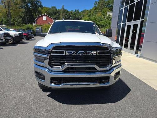 2025 RAM 2500 Big Horn Crew Cab 4x4 6'4' Box