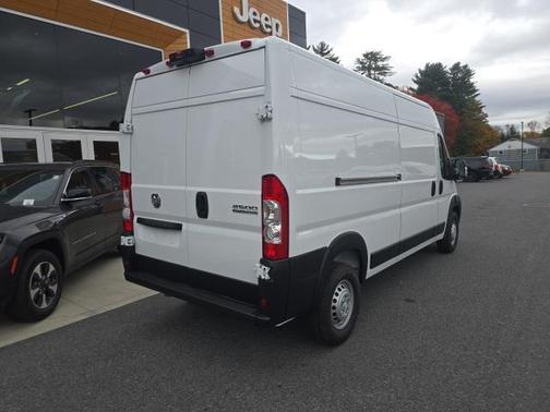 2025 RAM ProMaster 2500 Tradesman