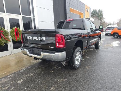 2026 RAM 2500 Big Horn Crew Cab 4x4 6'4' Box