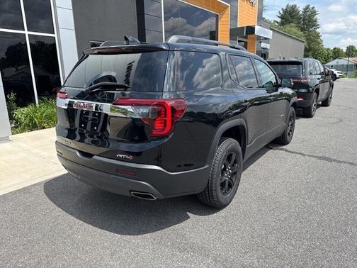 2020 GMC Acadia AWD AT4