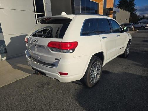 2020 Jeep Grand Cherokee Overland