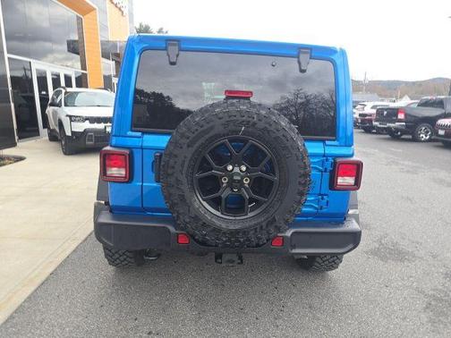 2025 Jeep Wrangler Willys