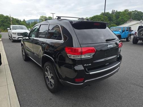 2018 Jeep Grand Cherokee Sterling Edition