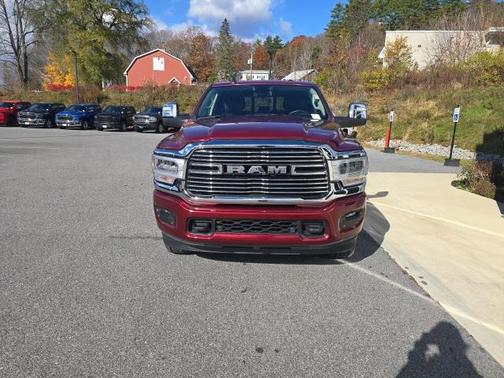 2024 RAM 2500 Laramie Crew Cab 4x4 6'4' Box