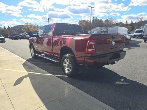 2024 RAM 2500 Laramie Crew Cab 4x4 6'4' Box