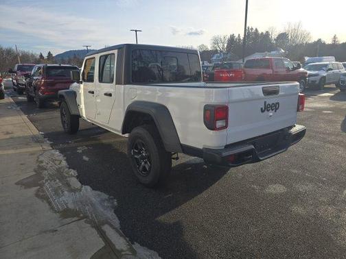 2026 Jeep Gladiator Sport