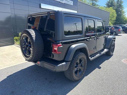 Black Clearcoat 2022 Jeep Wrangler Unlimited Sport Altitude