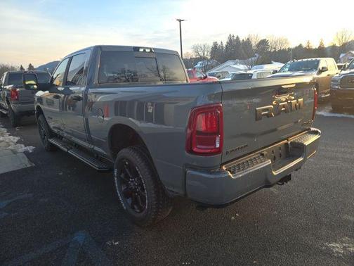 2026 RAM 3500 Big Horn Crew Cab 4x4 6'4' Box